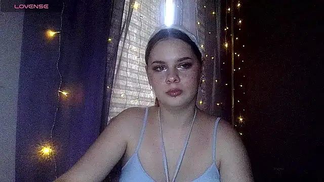 Snapshot of dakota_charm_ chatting on June 2026 10:53:02 AM dakota charm online show from June 2026 10:53:02 AM