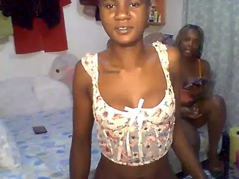 Snapshot of Ladysweetness23 chatting on June 2026 01:32:02 AM Ladysweetness23 online show from June 2026 01:32:02 AM