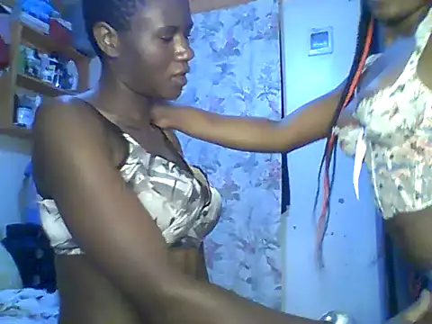 Snapshot of Ladysweetness23 chatting on July 2026 02:13:01 PM Ladysweetness23 online show from July 2026 02:13:01 PM