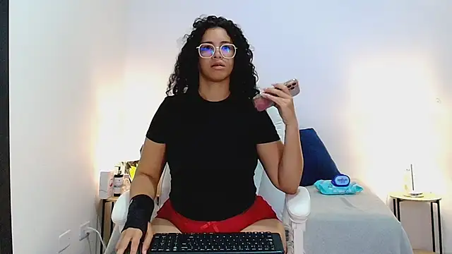 Isabella Sophia19 online show from August 2026 02:13:02 AM