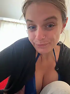 Snapshot of tinkeerbelle chatting on June 2026 04:50:02 PM tinkeerbelle online show from June 2026 04:50:02 PM