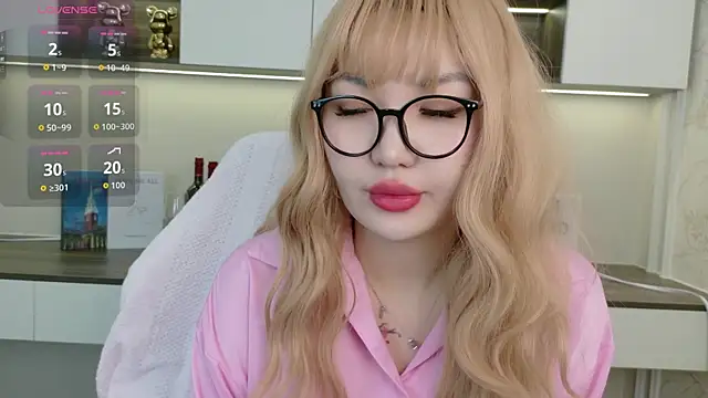 sakuraclover online show from June 2026 03:44:01 AM