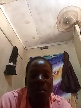 Snapshot of Cuty-Smilez chatting on June 2026 10:58:01 AM Cuty-Smilez online show from June 2026 10:58:01 AM