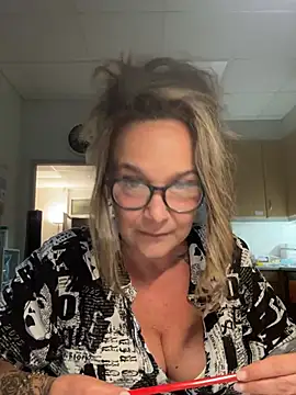 Snapshot of -SweetSandy- chatting on August 2026 11:40:02 PM -SweetSandy- online show from August 2026 11:40:02 PM