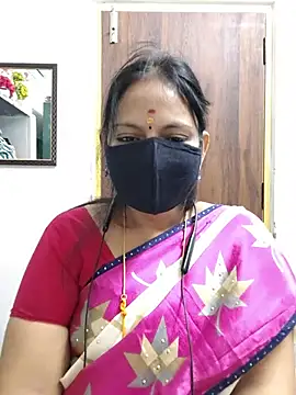 Snapshot of Tamil_white_beauty chatting on June 2026 08:41:02 AM Tamil white beauty online show from June 2026 08:41:02 AM