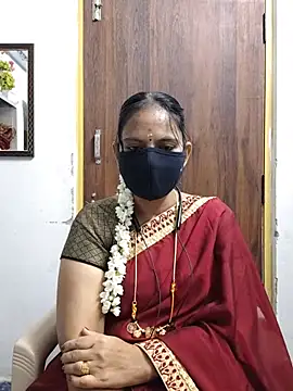 Snapshot of Tamil_white_beauty chatting on July 2026 07:51:01 PM Tamil white beauty online show from July 2026 07:51:01 PM