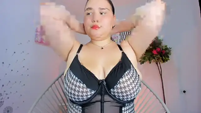 Snapshot of _bianca_busty chatting on June 2026 08:46:02 PM bianca busty online show from June 2026 08:46:02 PM