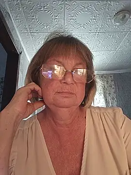 Snapshot of MilashkaCutie50 chatting on June 2026 03:11:02 AM MilashkaCutie50 online show from June 2026 03:11:02 AM