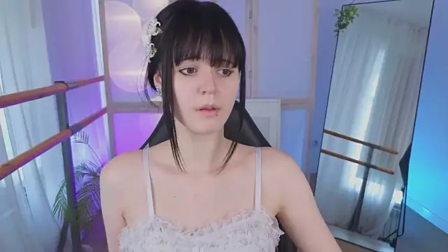 Michelle Rain online show from July 2026 01:36:01 PM
