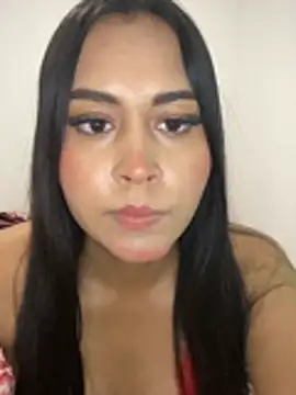 Luisamorena online show from July 2026 09:28:02 PM