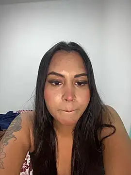 Luisamorena online show from July 2026 09:24:02 PM