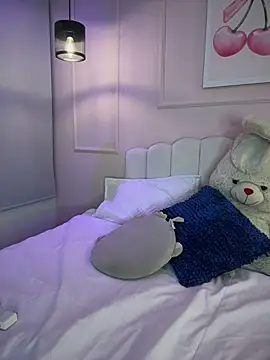 Snapshot of Doll_Maddy_ chatting on July 2026 03:24:02 AM Doll Maddy online show from July 2026 03:24:02 AM