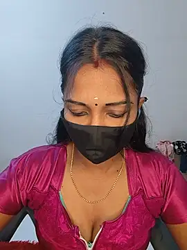 Snapshot of YALINITWO7_TAMIL chatting on July 2026 05:13:01 AM YALINITWO7 TAMIL online show from July 2026 05:13:01 AM