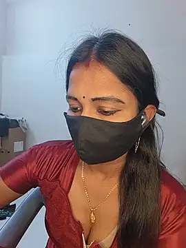Snapshot of YALINITWO7_TAMIL chatting on July 2026 06:11:01 AM YALINITWO7 TAMIL online show from July 2026 06:11:01 AM