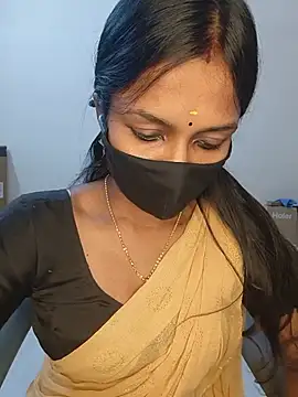 Snapshot of YALINITWO7_TAMIL chatting on July 2026 06:49:02 PM YALINITWO7 TAMIL online show from July 2026 06:49:02 PM