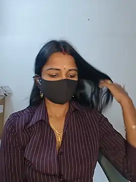 Snapshot of YALINITWO7_TAMIL chatting on July 2026 07:48:02 AM YALINITWO7 TAMIL online show from July 2026 07:48:02 AM
