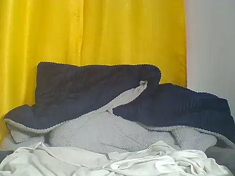 littlefrankie online show from July 2026 07:05:01 PM