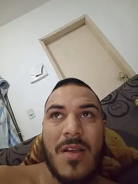 Edneishenrique online show from June 2026 05:34:02 AM