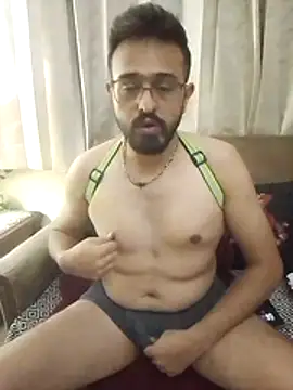 Snapshot of freakkydessi chatting on July 2026 11:28:01 PM freakkydessi online show from July 2026 11:28:01 PM