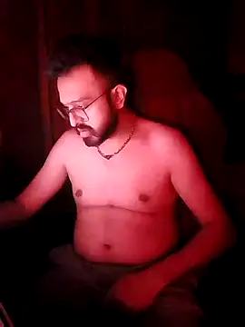 Snapshot of freakkydessi chatting on July 2026 08:33:01 PM freakkydessi online show from July 2026 08:33:01 PM