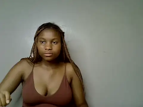 Snapshot of Swt_smiles chatting on June 2026 05:05:01 AM Swt smiles online show from June 2026 05:05:01 AM