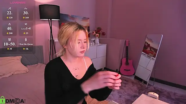 kikipeach online show from July 2026 12:22:01 PM