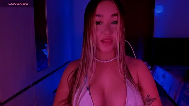 Snapshot of Samantha_ConnorX chatting on June 2026 06:45:02 PM Samantha ConnorX online show from June 2026 06:45:02 PM