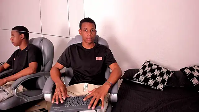 Snapshot of Jermon_Blake chatting on June 2026 11:03:01 AM Jermon Blake online show from June 2026 11:03:01 AM