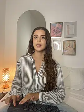 Isabellebotero online show from July 2026 04:35:02 PM