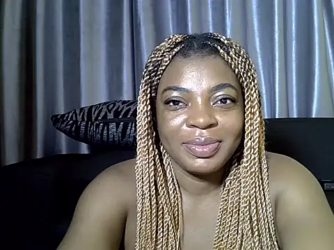 Snapshot of Domina_Empress chatting on July 2026 05:00:01 AM Domina Empress online show from July 2026 05:00:01 AM