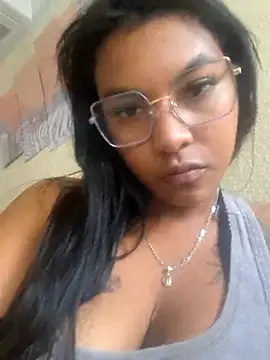 sophiagomezx online show from July 2026 08:33:01 PM