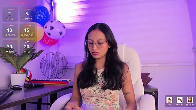 emma brooks  online show from June 2026 08:02:01 PM