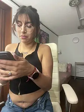 GabyLopez Pink online show from June 2026 03:11:02 AM