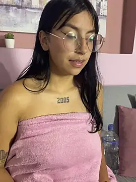 GabyLopez Pink online show from July 2026 11:17:02 AM