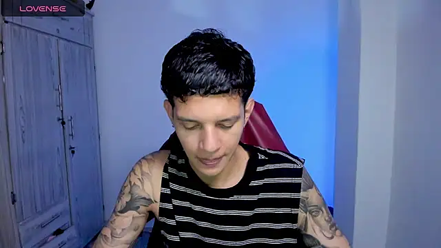 tylerrnova online show from June 2026 10:36:02 PM