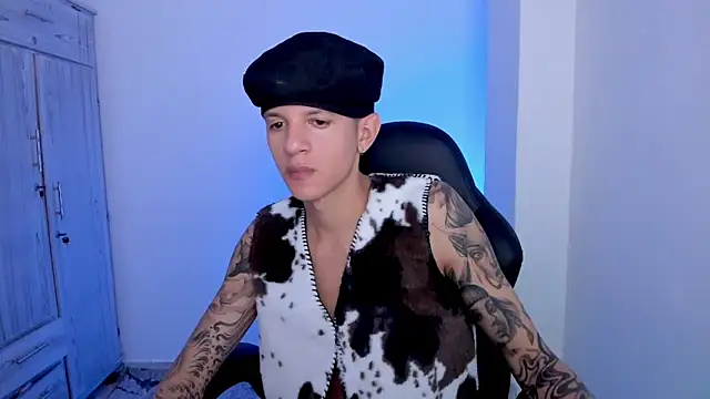 tylerrnova online show from July 2026 03:19:01 AM