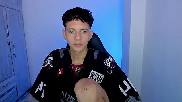 tylerrnova online show from July 2026 03:23:01 AM