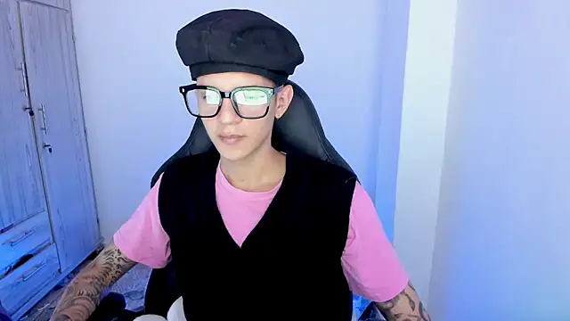 tylerrnova online show from July 2026 02:29:02 AM