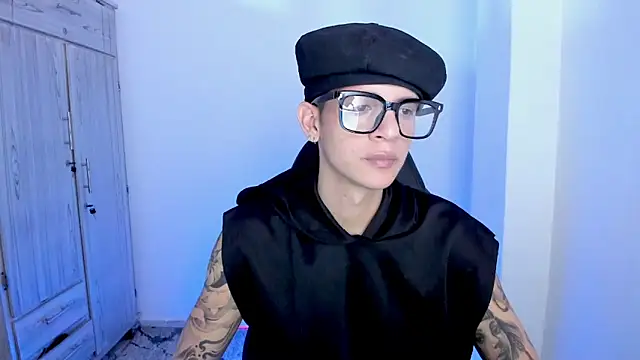 tylerrnova online show from July 2026 01:54:01 AM
