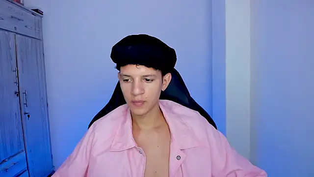 tylerrnova online show from July 2026 03:21:01 AM