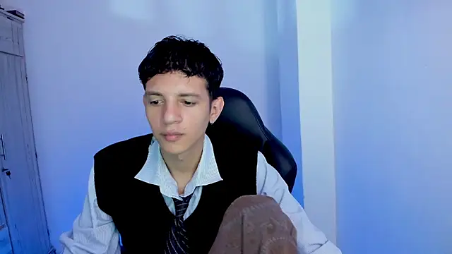 tylerrnova online show from July 2026 03:37:01 AM