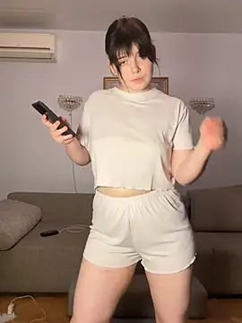 Snapshot of Sofa_Nyx_ chatting on June 2026 09:26:01 PM Sofa Nyx online show from June 2026 09:26:01 PM
