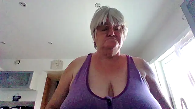 coquinesensuel online show from June 2026 01:22:02 PM