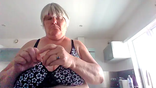 coquinesensuel online show from July 2026 12:10:01 PM