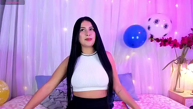 Snapshot of danaee_shy chatting on June 2026 09:27:02 PM danaee shy online show from June 2026 09:27:02 PM