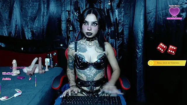 Snapshot of Electra_Darkkk chatting on June 2026 06:12:01 PM Electra Darkkk online show from June 2026 06:12:01 PM