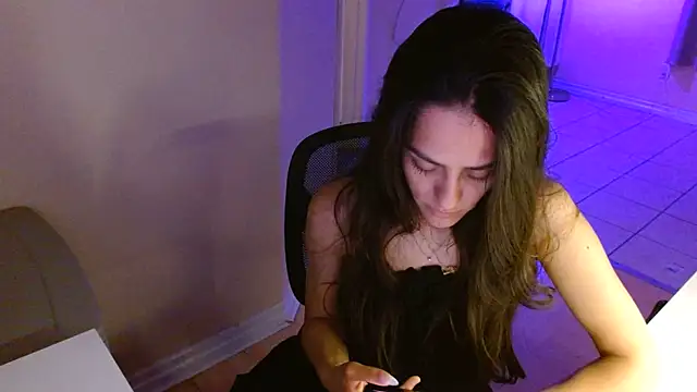 Snapshot of VeronicaBabygirll chatting on June 2026 04:46:01 AM VeronicaBabygirll online show from June 2026 04:46:01 AM