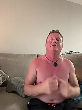 Snapshot of funandstuff chatting on June 2026 09:17:01 PM funandstuff online show from June 2026 09:17:01 PM