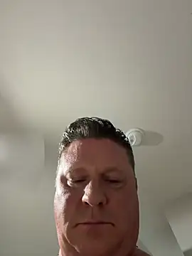 Snapshot of funandstuff chatting on July 2026 10:52:02 AM funandstuff online show from July 2026 10:52:02 AM