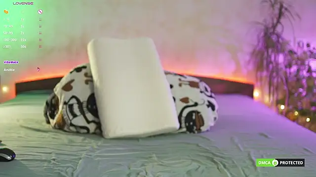 Rafaellka online show from March 2025 11:16:01 AM